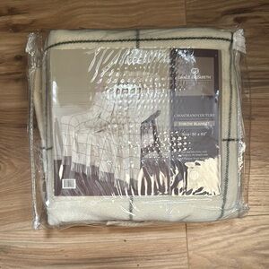 Charles Elizabeth Cream Throw Blanket